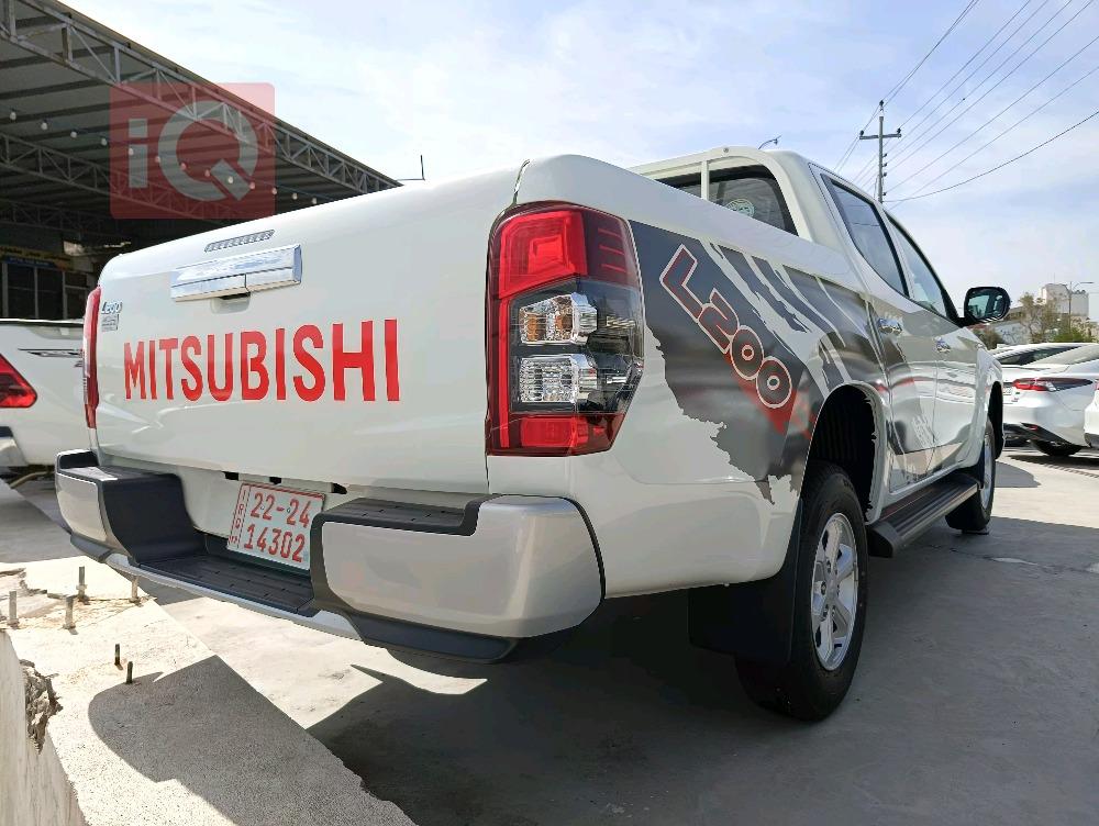 میتسوبیشی L200